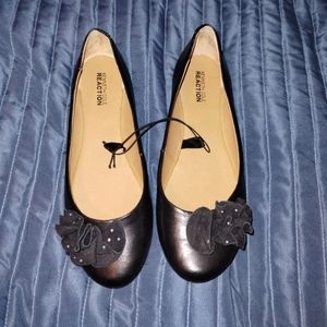 Kenneth Cole Flats